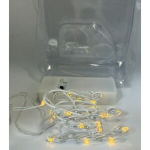 1997 Lemax Village Collection Miniature Lighted Sculpture Sleigh Lights Up